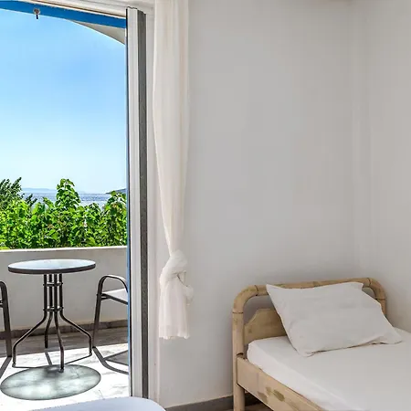 6 Kypri Seaview Perasma * Kipri (Andros)